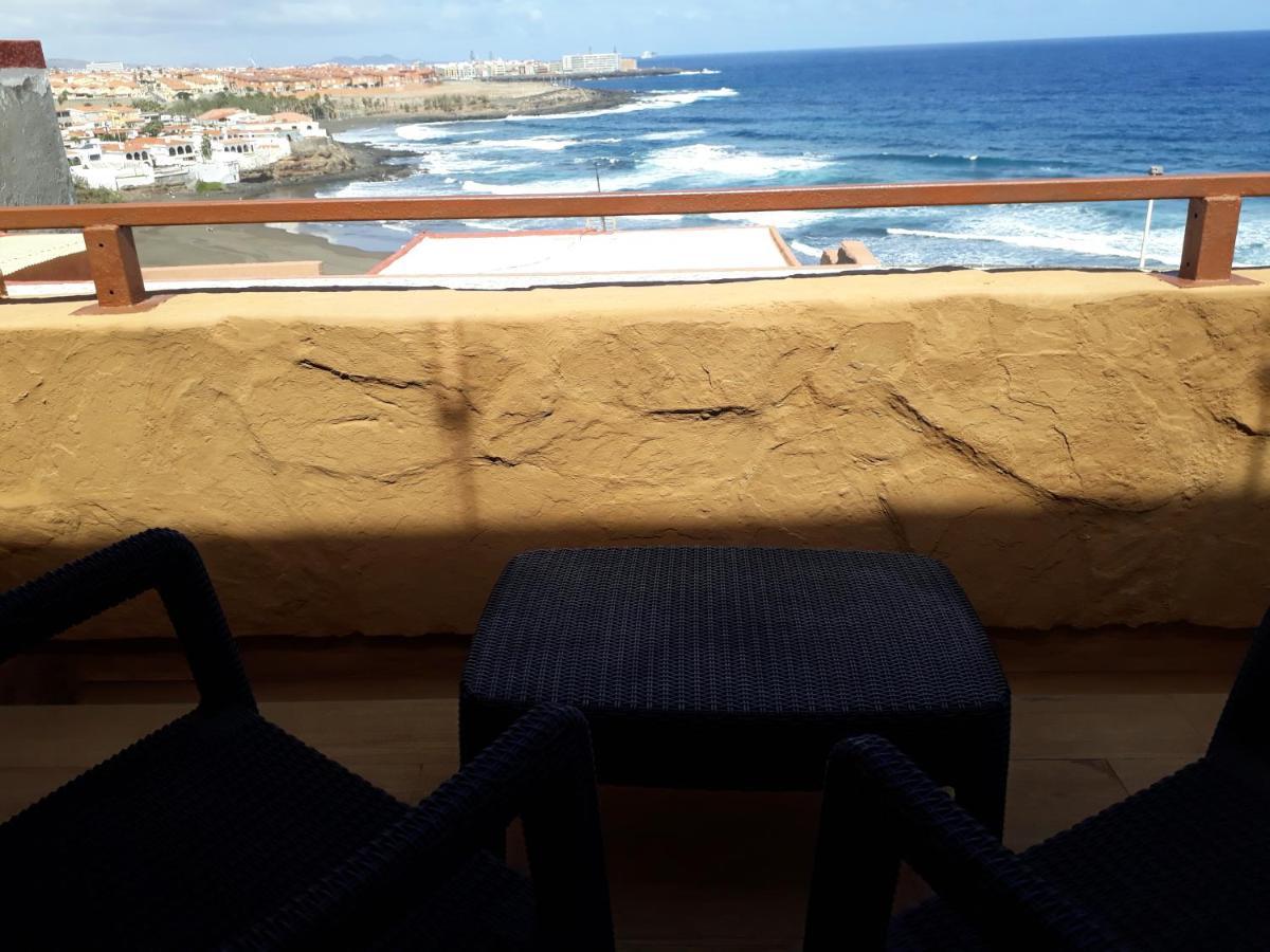 Loft With Balcony Sea View Apartman Playa Del Hombre Kültér fotó
